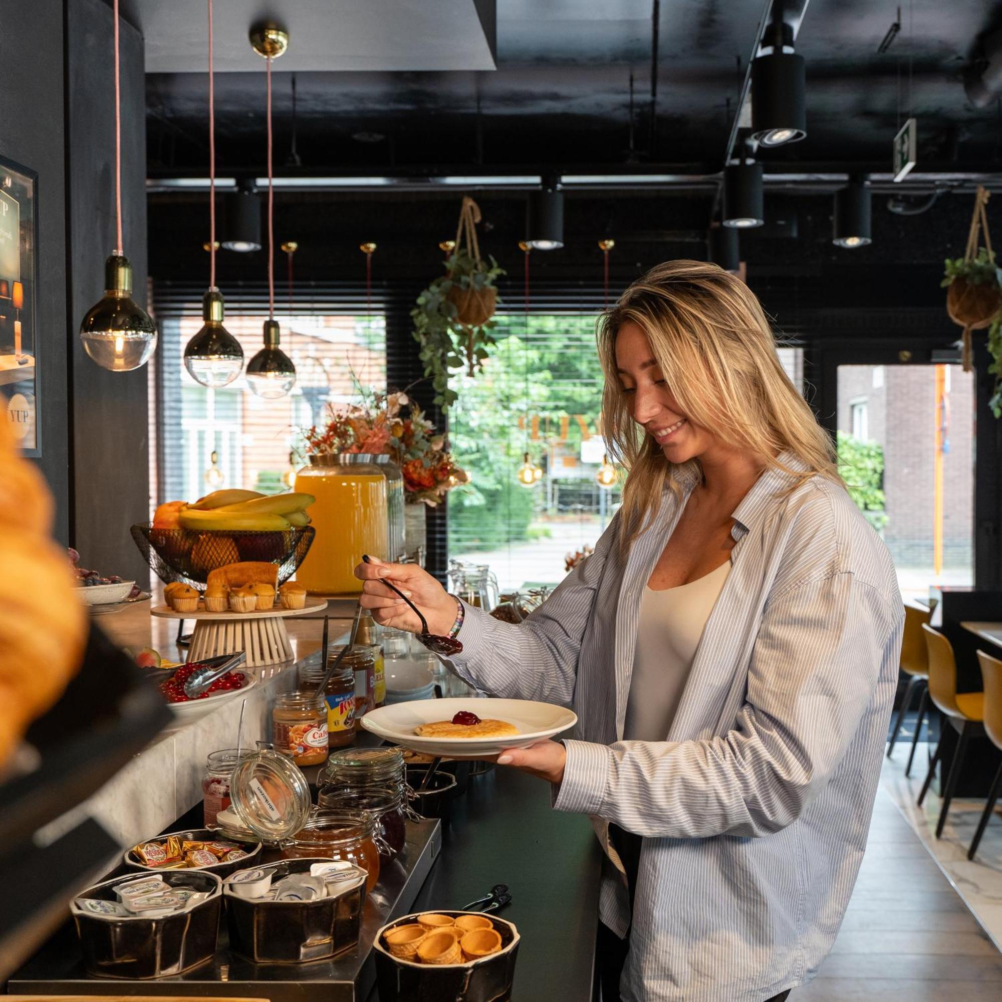 Ibis Styles Hasselt City Centre Екстер'єр фото